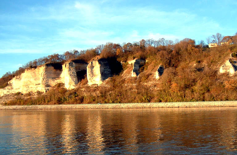 The Bluffs, River Road, Alton, IL Alton illinois, Great river, Alton